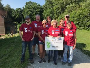Brentwood Bank teamwork helps an Elizabeth-area veteran at the July 2019 Rebuilding Together Pittsburgh project.